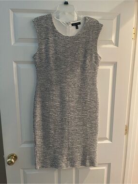 Banana Republic Navy and White Sleeveless Midi Sheath Dress